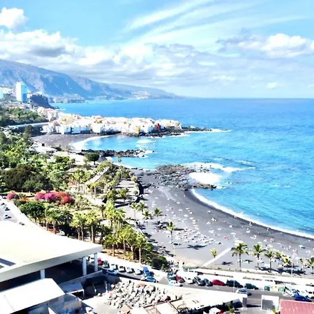 With Ocean Views In Playa Jardin, Puerto De La Cruz Apartamento
