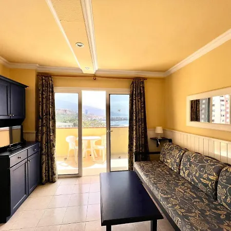 With Ocean Views In Playa Jardin, Puerto De La Cruz Puerto de la Cruz (Tenerife)