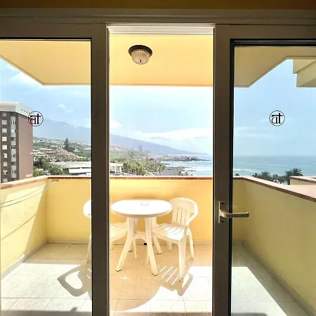 With Ocean Views In Playa Jardin, Puerto De La Cruz Puerto de la Cruz (Tenerife)